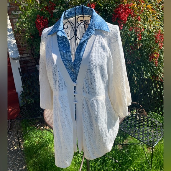 DKNY JEANS Sweaters - DKNY JEANS  moving into spring creamy light weight cardigan sweater